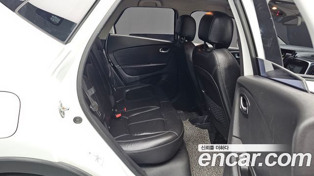 Renault Korea QM3 2018 — photo 17