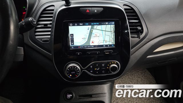 Renault Korea QM3 2018 — photo 19