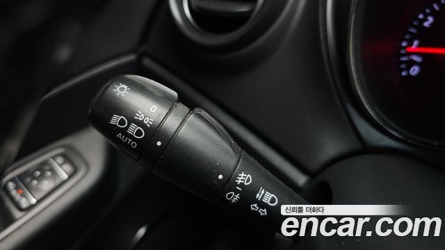 Renault Korea QM3 2018 — photo 29