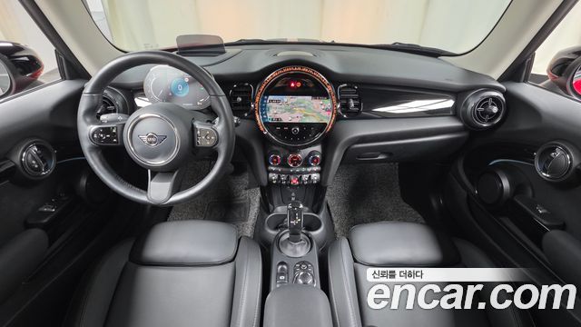 Mini Cooper 2022 — photo 10