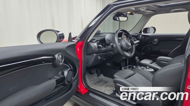 Mini Cooper 2022 — photo 13