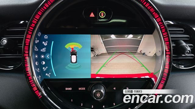 Mini Cooper 2022 — photo 21