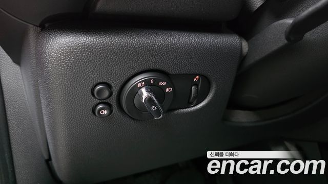 Mini Cooper 2022 — photo 24