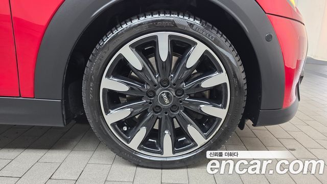 Mini Cooper 2022 — photo 7