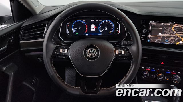 Volkswagen Jetta 2021 — photo 19