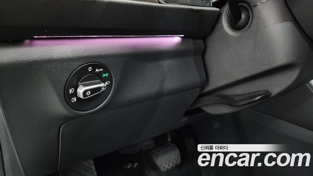 Volkswagen Jetta 2021 — photo 26