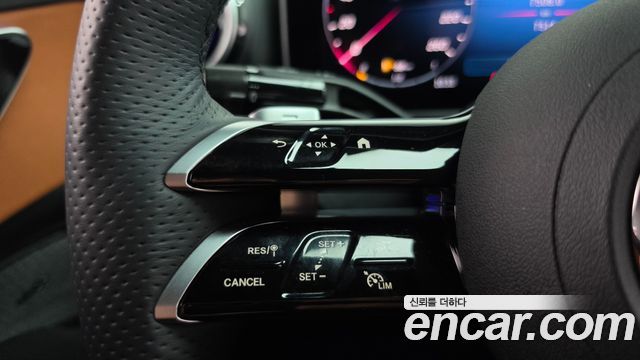 Mercedes-Benz C-Class 2025 — photo 22