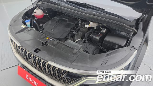 Kia Canival 2023 — photo 6