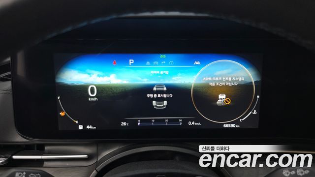 Kia Canival 2023 — photo 8