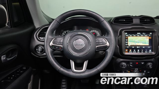 Jeep Renegade 2021 — photo 12