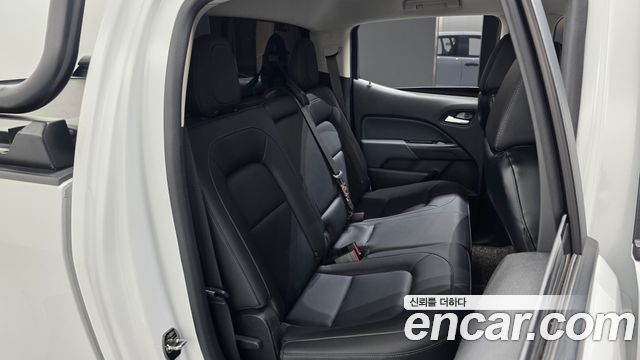 Chevrolet Korea Colorado 2021 — photo 17
