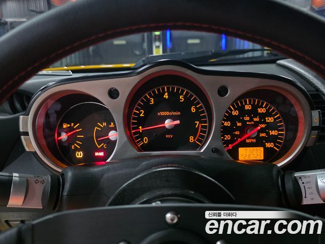 Nissan 350Z 2006 — photo 12