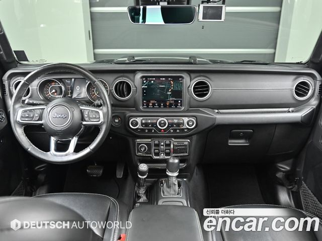 Jeep Wrangler 2021 — photo 7