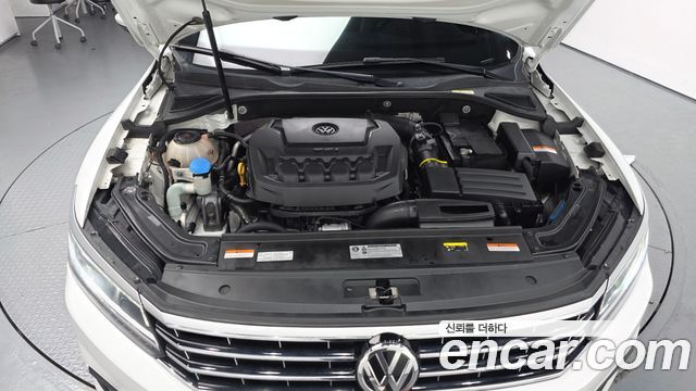 Volkswagen Passat 2018 — photo 6