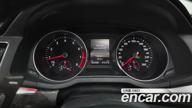 Volkswagen Passat 2018 — photo 8