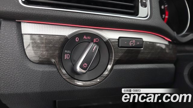 Volkswagen Passat 2018 — photo 18