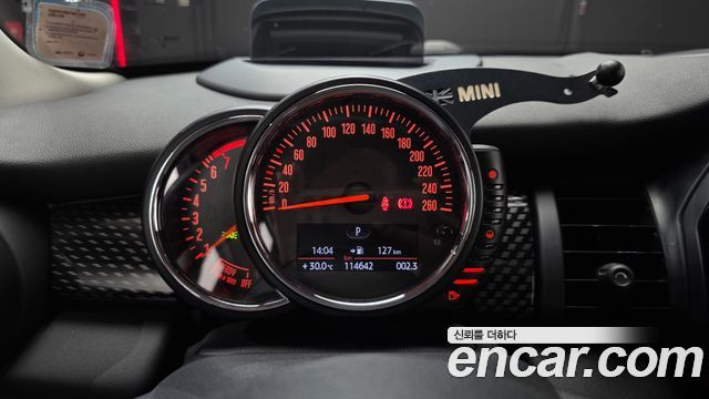Mini Cooper 2015 — photo 8