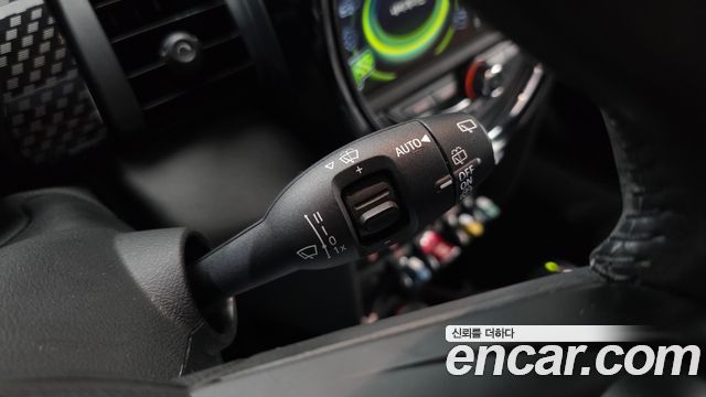 Mini Cooper 2015 — photo 20