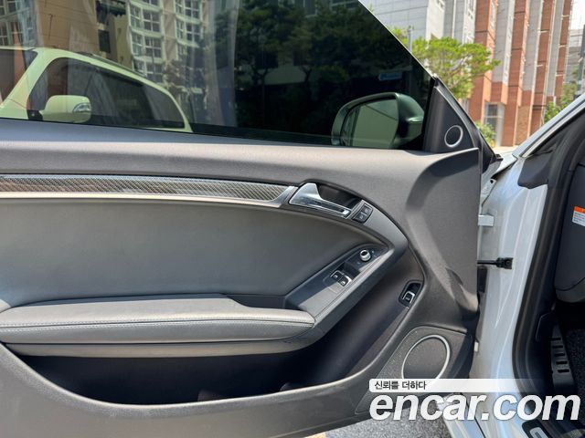 Audi RS5 2016 — photo 10