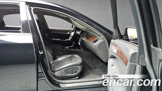 Hyundai Genesis 2016 — photo 17