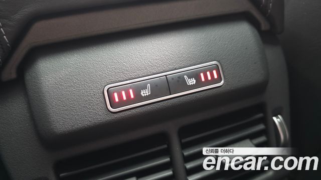 Land Rover Range Rover Evoque 2018 — photo 19