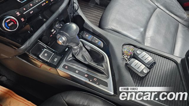 Kia K5 2015 — photo 9