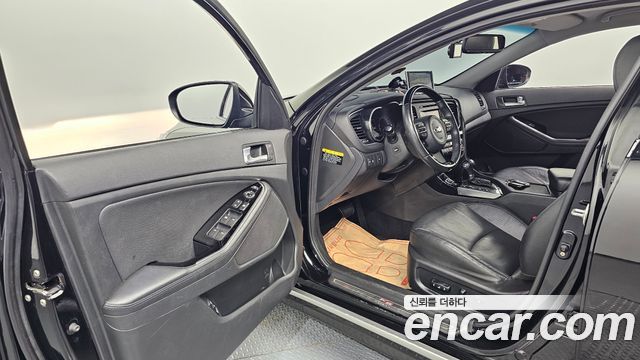 Kia K5 2015 — photo 10