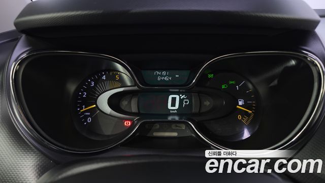 Renault Korea QM3 2014 — photo 8