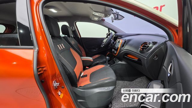 Renault Korea QM3 2014 — photo 10