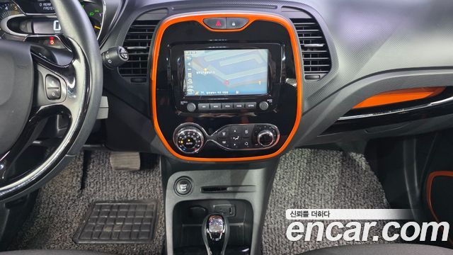 Renault Korea QM3 2014 — photo 16