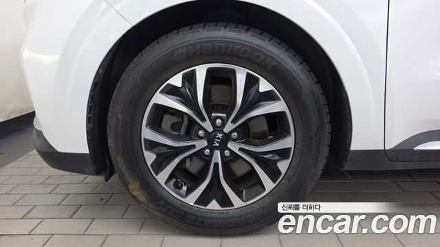 Kia Canival 2021 — photo 5