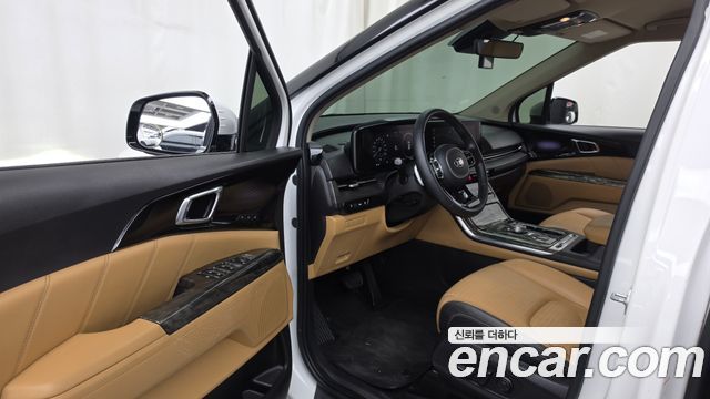 Kia Canival 2021 — photo 10