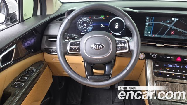 Kia Canival 2021 — photo 13