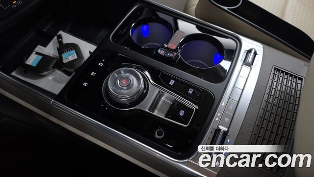 Kia Canival 2025 — photo 12