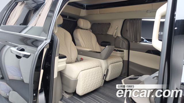 Kia Canival 2025 — photo 17