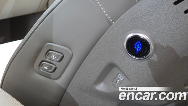 Kia Canival 2025 — photo 22