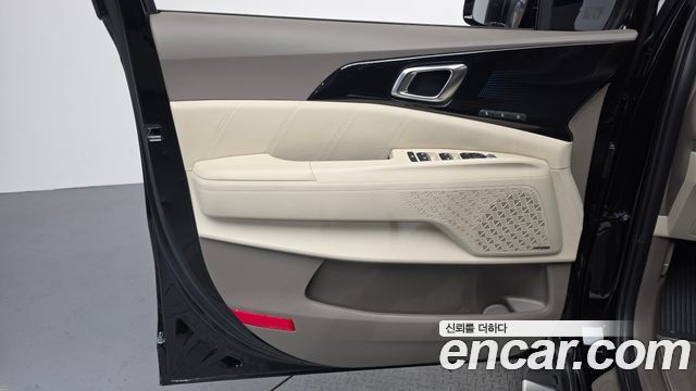 Kia Canival 2025 — photo 14
