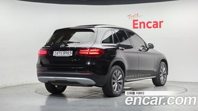 Mercedes-Benz GLC-Class 2019 — photo 2