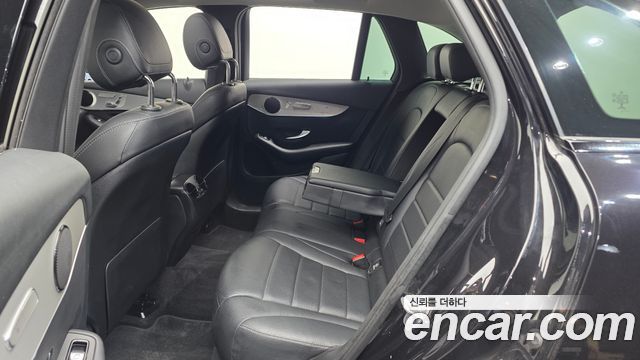 Mercedes-Benz GLC-Class 2019 — photo 18