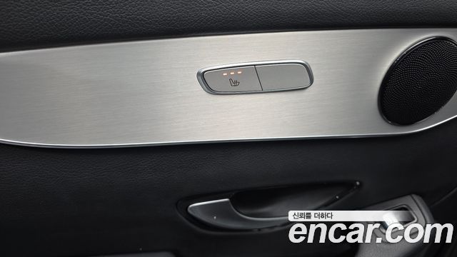 Mercedes-Benz GLC-Class 2019 — photo 24