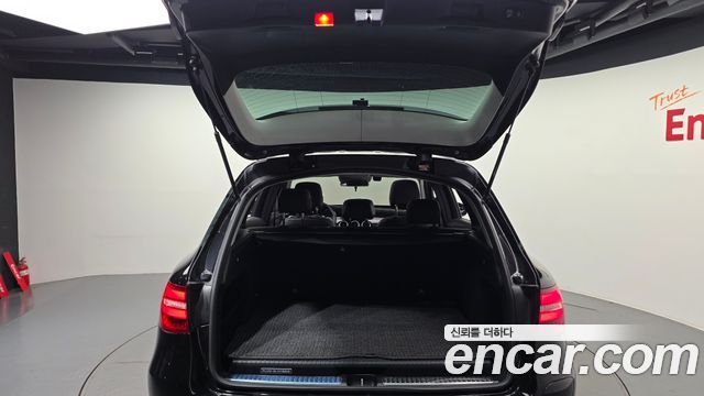Mercedes-Benz GLC-Class 2019 — photo 26