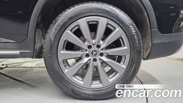 Mercedes-Benz GLC-Class 2019 — photo 7
