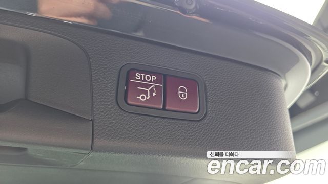 Mercedes-Benz GLC-Class 2019 — photo 27