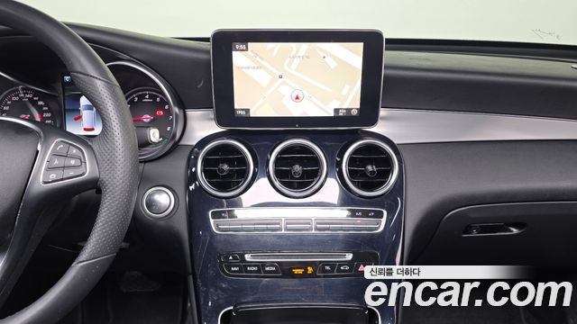 Mercedes-Benz GLC-Class 2019 — photo 30