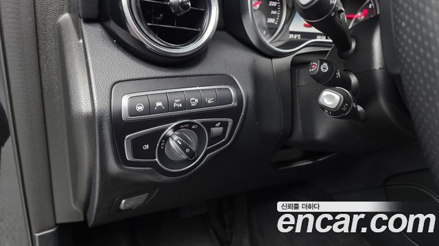 Mercedes-Benz GLC-Class 2019 — photo 33