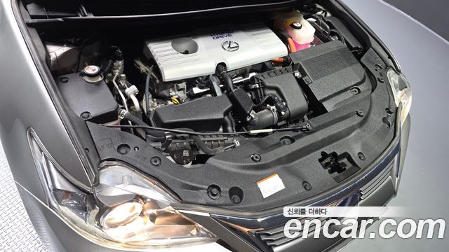 Lexus CT200h 2017 — photo 6
