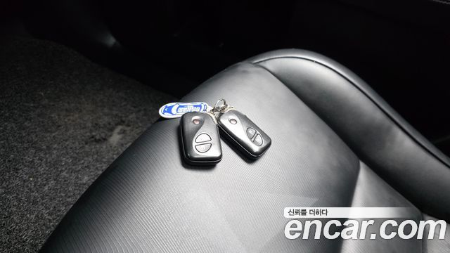Lexus CT200h 2017 — photo 17