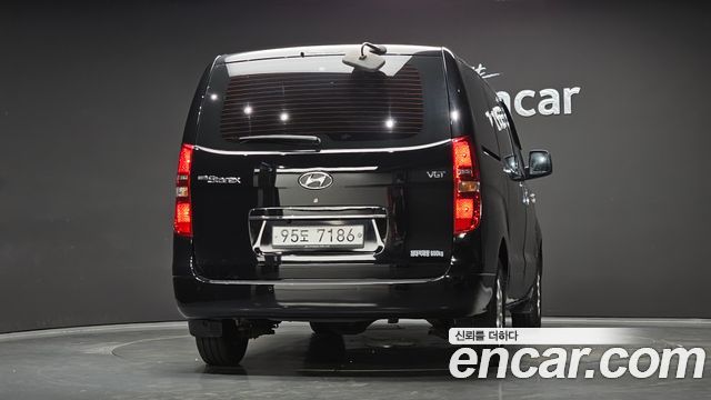 Hyundai Starex 2015 — photo 4