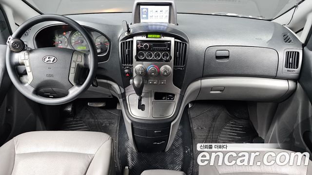 Hyundai Starex 2015 — photo 7