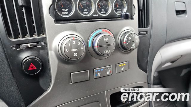 Hyundai Starex 2015 — photo 17